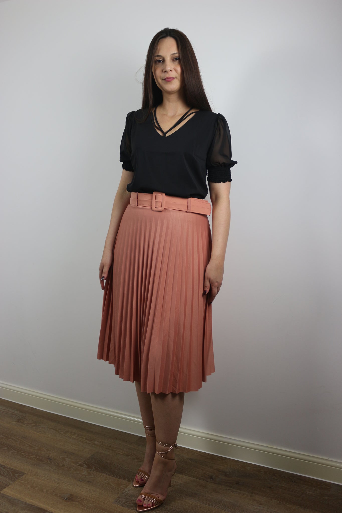 Pink Pleated Midi Skirt with belt